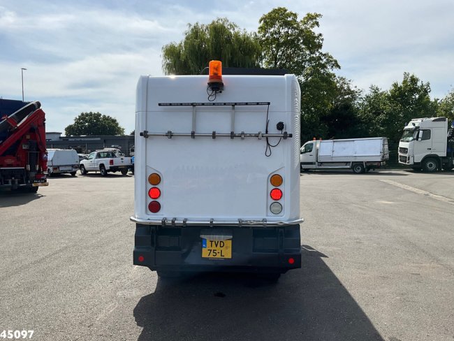 Ravo  540 Euro 6 with 3-rd brush (3)