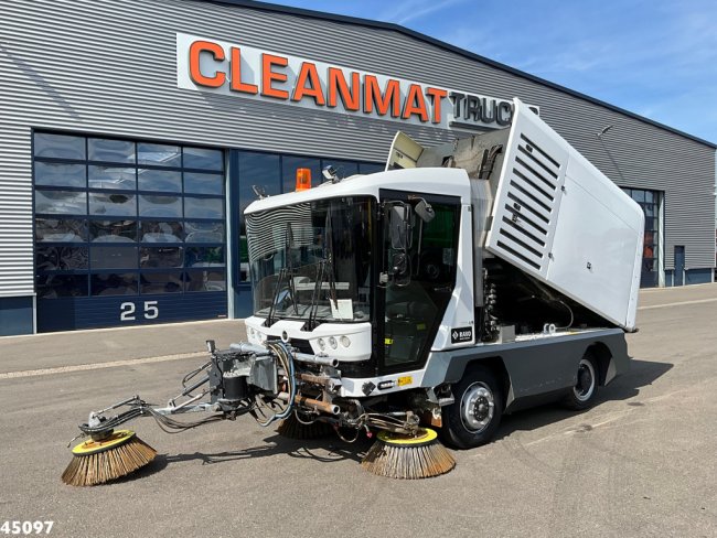 Ravo  540 Euro 6 with 3-rd brush (7)