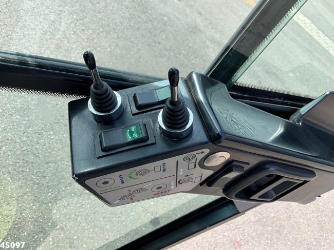 Ravo  540 Euro 6 with 3-rd brush (11)