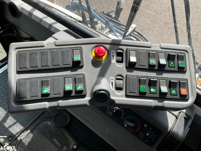 Ravo  540 Euro 6 with 3-rd brush (13)