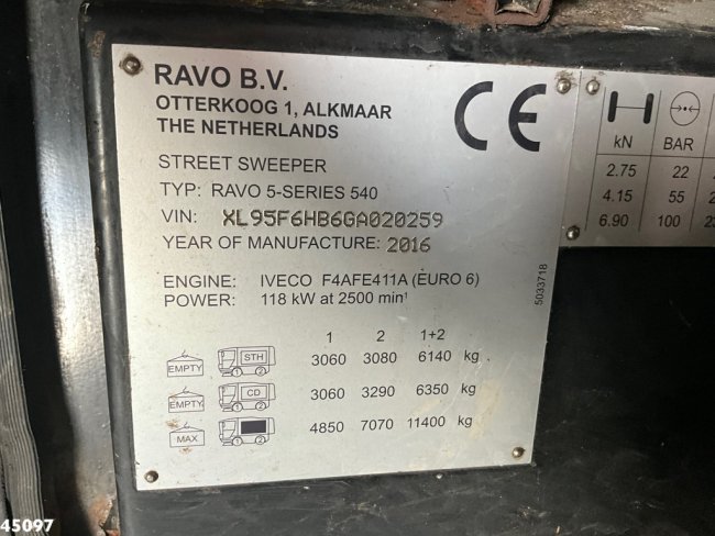 Ravo  540 Euro 6 with 3-rd brush (18)