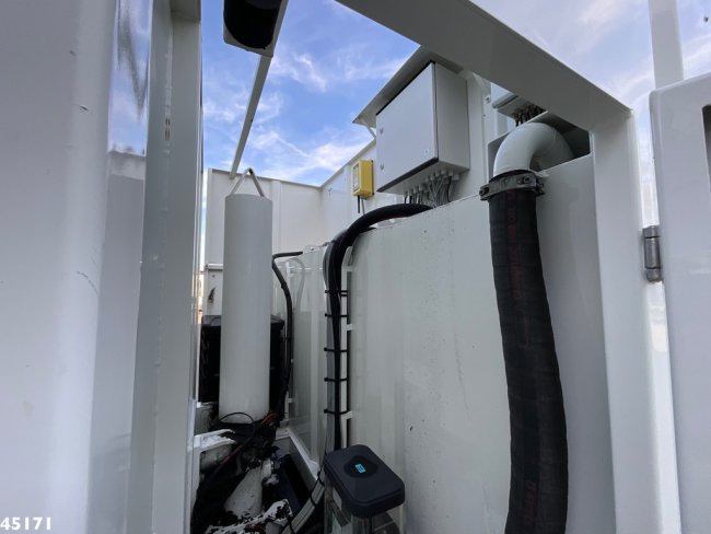 DAF  FAN LF 220 Euro 6 Bekker LaGram Glaswagen (11)