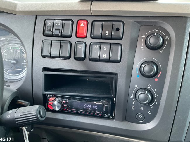 DAF  FAN LF 220 Euro 6 Bekker LaGram Glaswagen (19)