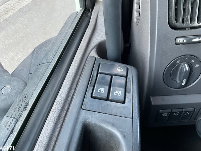 DAF  FAN LF 220 Euro 6 Bekker LaGram Glaswagen (20)