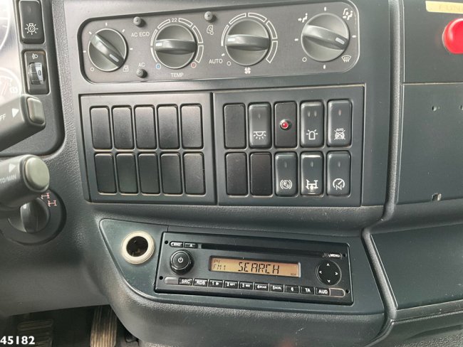 MAN  TGM 13.290 4x4 Hiab 9 Tonmeter laadkraan Just 222.472 km! (14)