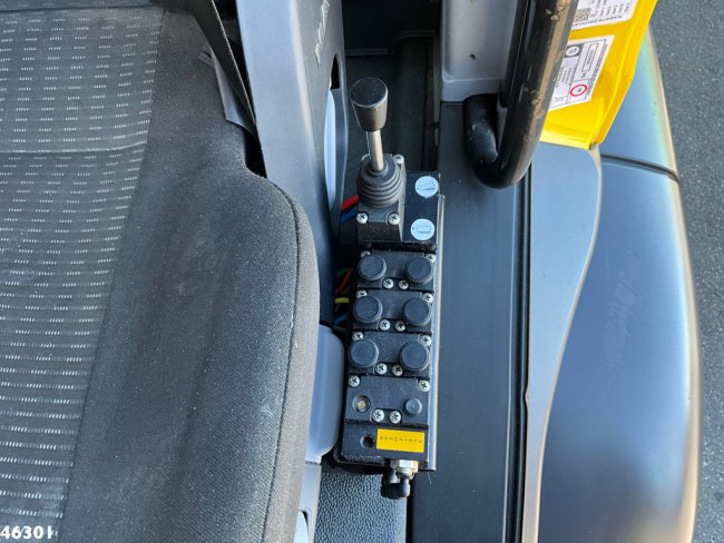 MAN  TGA 26.440 VDL 20 Ton haakarmsysteem + Container 10m³ HMF 17 Tonmeter laadkraan (21)