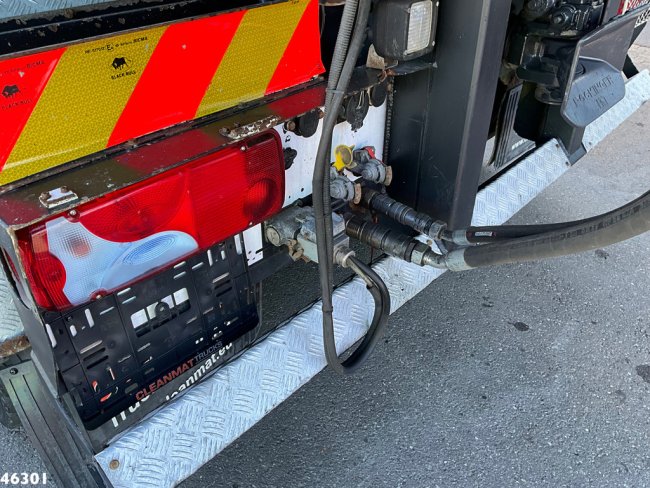 MAN  TGA 26.440 VDL 20 Ton haakarmsysteem + Container 10m³ HMF 17 Tonmeter laadkraan (12)