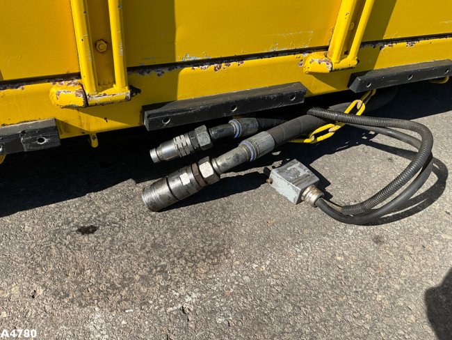 MAN  TGA 26.440 VDL 20 Ton haakarmsysteem + Container 10m³ HMF 17 Tonmeter laadkraan (15)