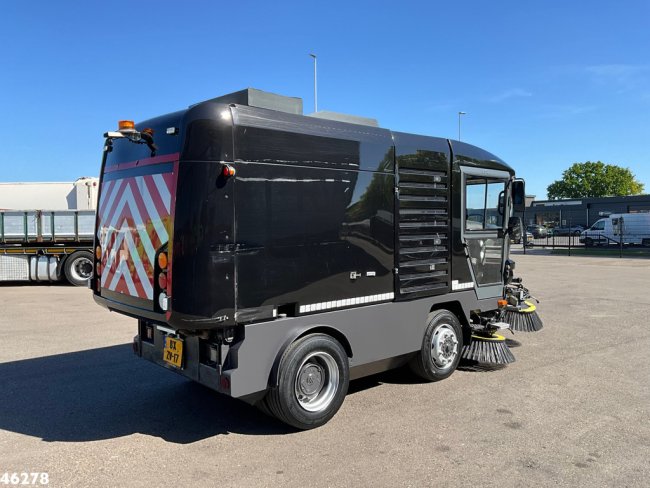 Ravo  580 with 3-rd brush (5)