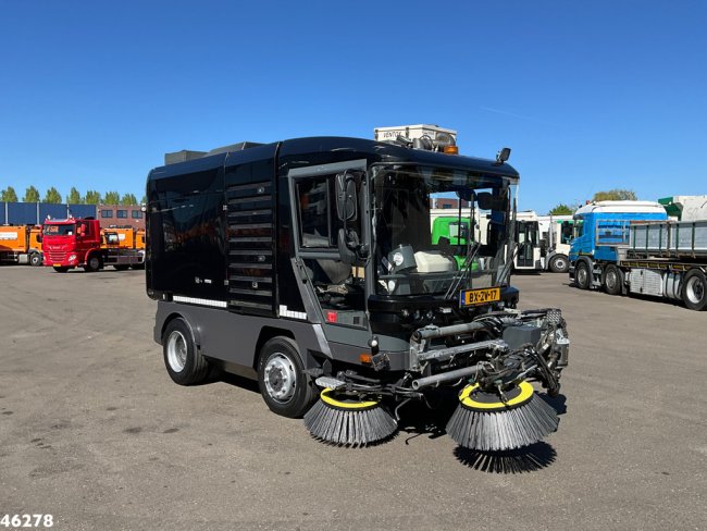 Ravo  580 with 3-rd brush (6)