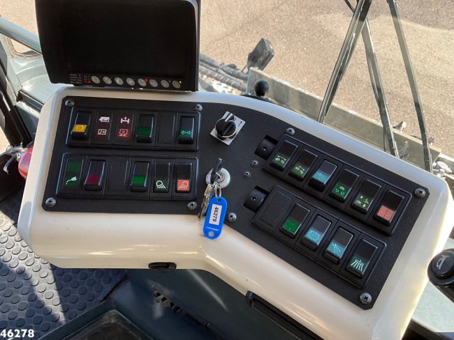 Ravo  580 with 3-rd brush (12)