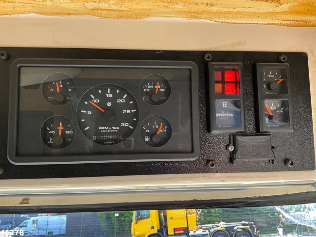 Ravo  580 with 3-rd brush (17)