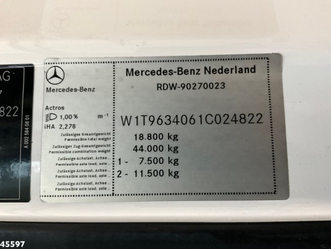 Mercedes-Benz  Actros 1842 Mega GigaSpace MirrorCam (16)