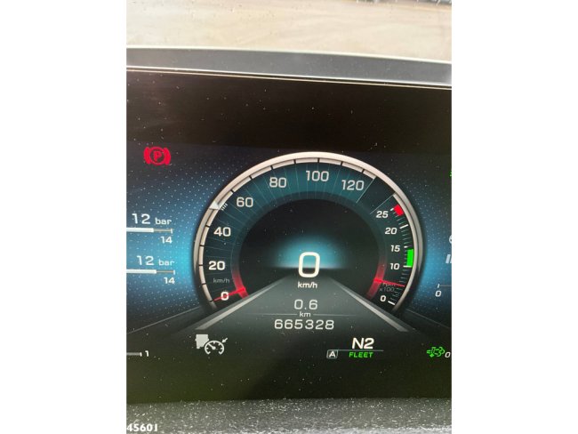 Mercedes-Benz  Actros 1842 Mega GigaSpace MirrorCam (16)