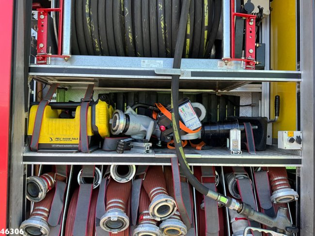 Volvo  FE 300 ZIEGLER brandweer / materiaalwagen Just 95.813 km! (12)