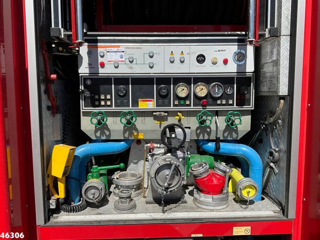 Volvo  FE 300 ZIEGLER brandweer / materiaalwagen Just 95.813 km! (17)