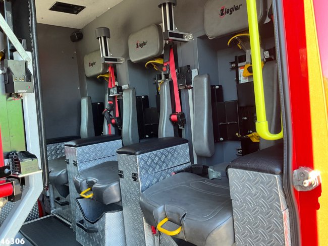 Volvo  FE 300 ZIEGLER brandweer / materiaalwagen Just 95.813 km! (21)