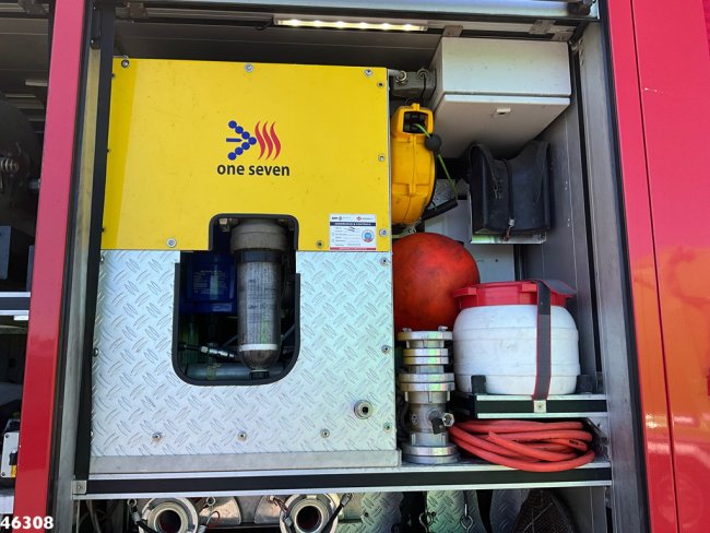 Volvo  FE 300 ZIEGLER brandweer / materiaalwagen Just 82.569 km! (36)