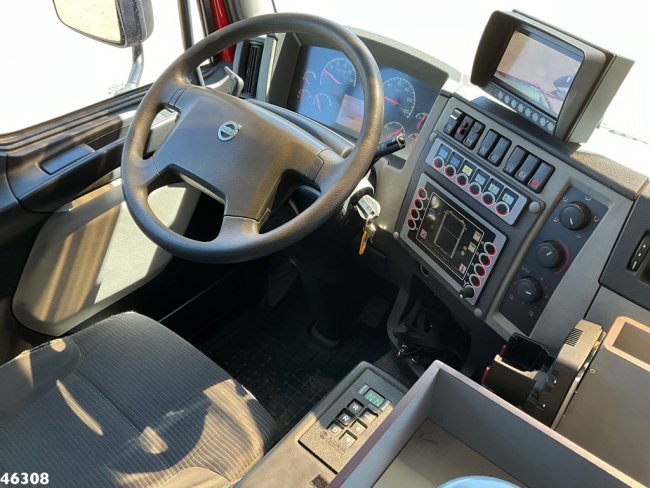 Volvo  FE 300 ZIEGLER brandweer / materiaalwagen Just 82.569 km! (37)