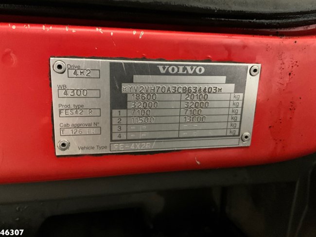 Volvo  FE 300 ZIEGLER brandweer / materiaalwagen Just 65.936 km! (45)