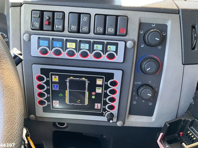 Volvo  FE 300 ZIEGLER brandweer / materiaalwagen Just 65.936 km! (37)