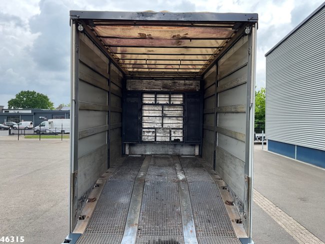 Muller  Mitteltal 3-assige dieplader met oprijrampen Machine / Heftruck transport (13)