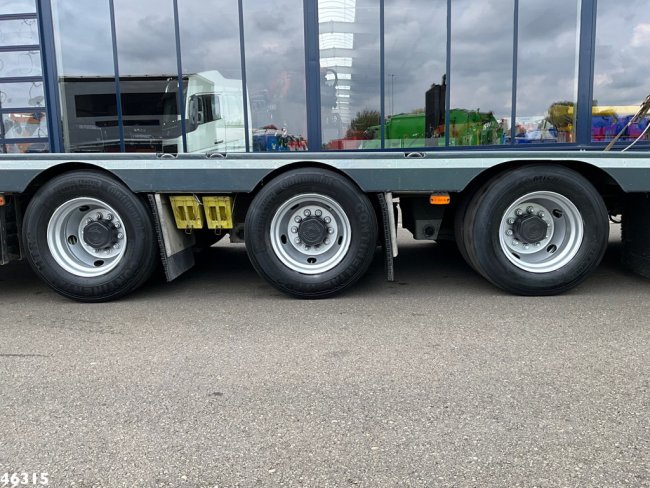 Muller  Mitteltal 3-assige dieplader met oprijrampen Machine / Heftruck transport (25)