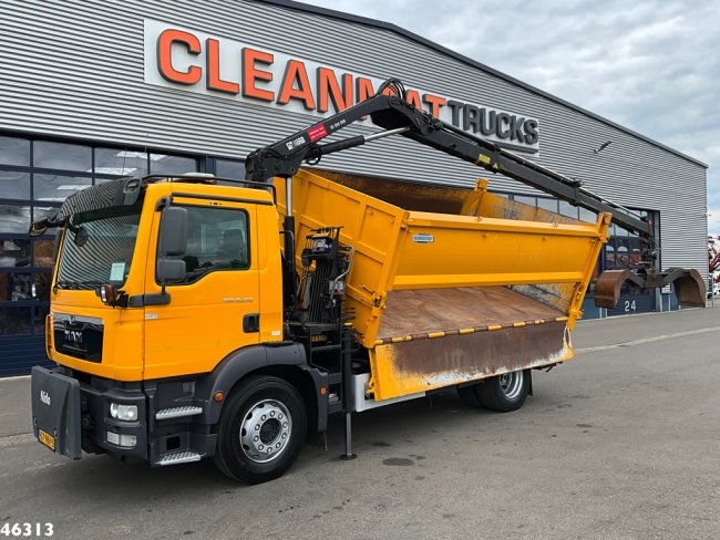 MAN  TGM 18.250 Hiab 10 Tonmeter laadkraan Just 212.694 km! (1)
