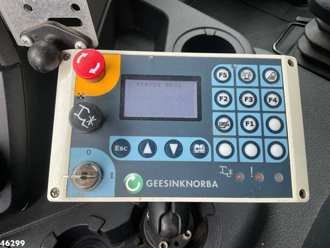 Mercedes-Benz  Antos 2533 Euro 6 Geesink 23 m³ (16)