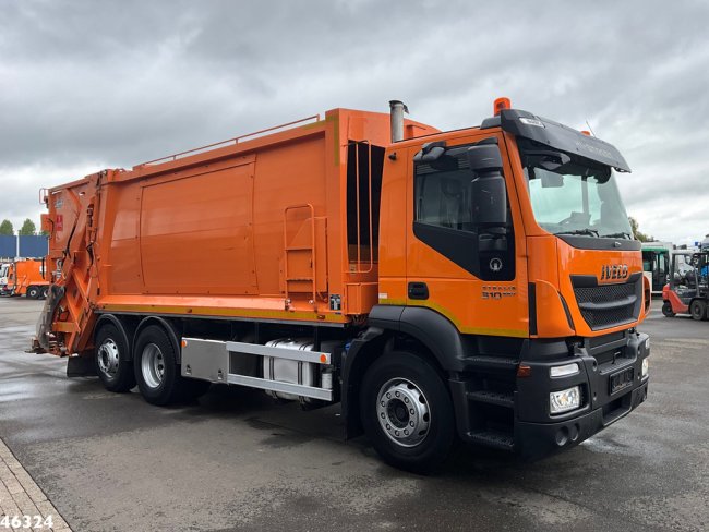 Iveco  Stralis AD 260SY VDK 22m³ Just 153.529 km! (2)