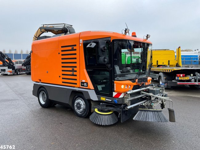 Ravo  580 Euro 6 with 3-rd brush (3)