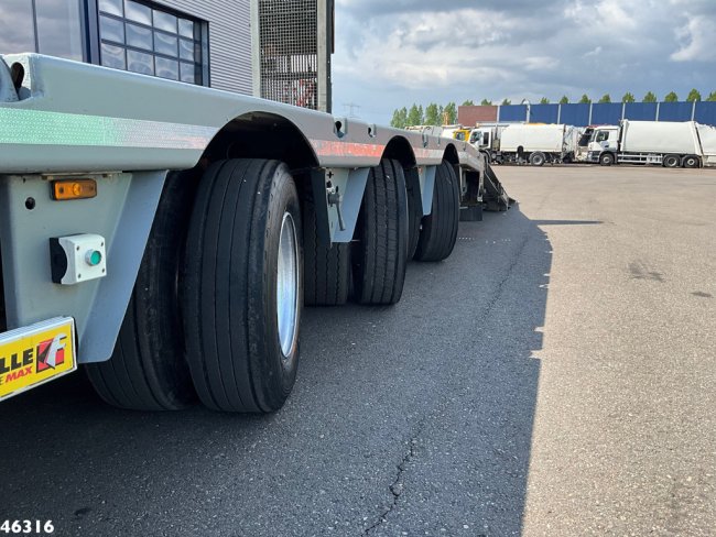 Faymonville  Euromax 3-assige dieplader met gestuurde assen (8)