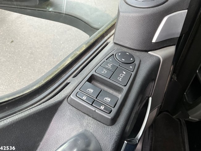 MAN  TGS 35.500 8x4 HMF 95 Tonmeter laadkraan bj. 2019! (13)