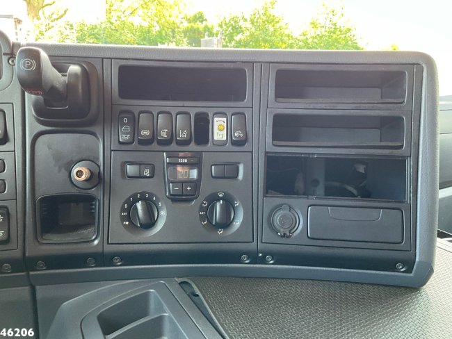 Scania  P 250 Euro 6 Chassis cabine with PTO Just 232.104 km! (11)