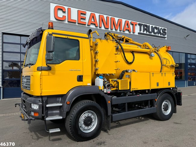 MAN  TGM 18.240 4x4 Bekker Lagram kolkenzuiger Just 53.487 km! (2)