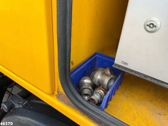 MAN  TGM 18.240 4x4 Bekker Lagram kolkenzuiger Just 53.487 km! (11)