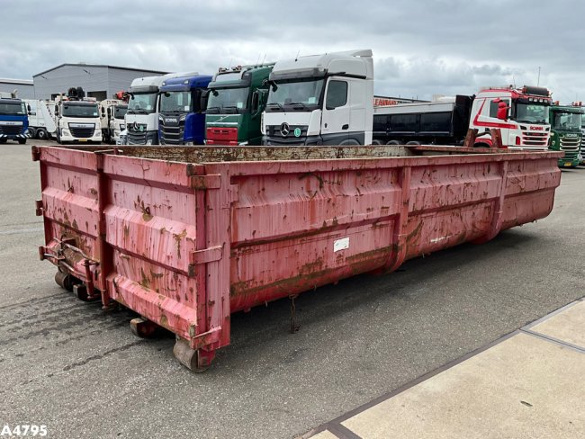 Container 15m³   (4)