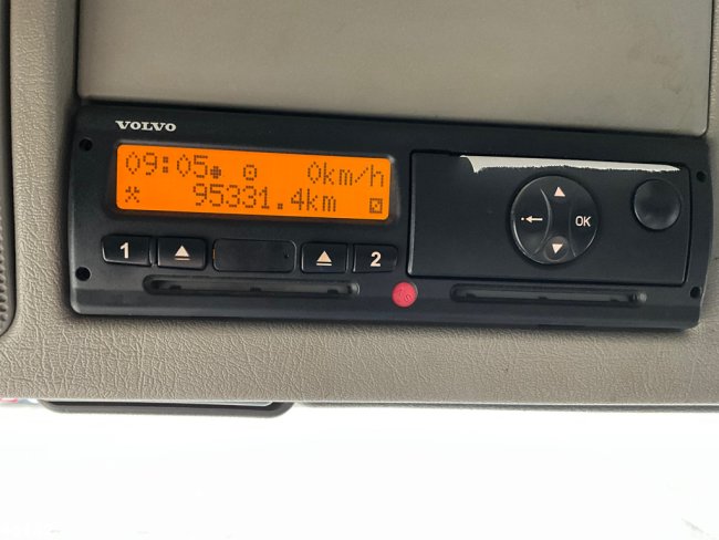 Volvo  FM 480 Hiab 32 Tonmeter laadkraan Just 95.331 km! (22)