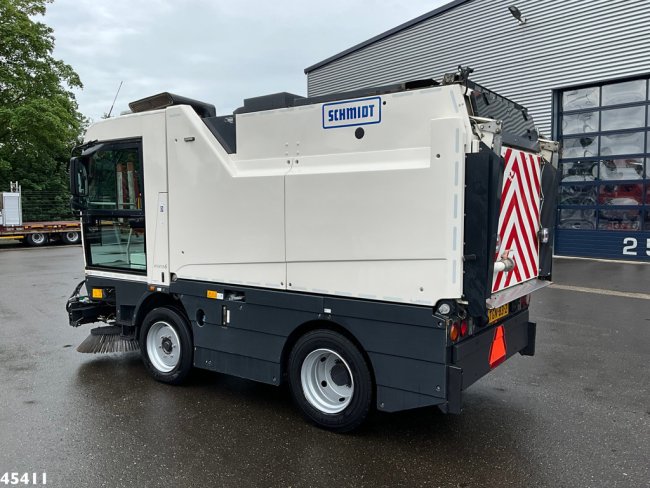 Schmidt  Cleango 500 Compact Euro 6 with 3-rd brush (4)