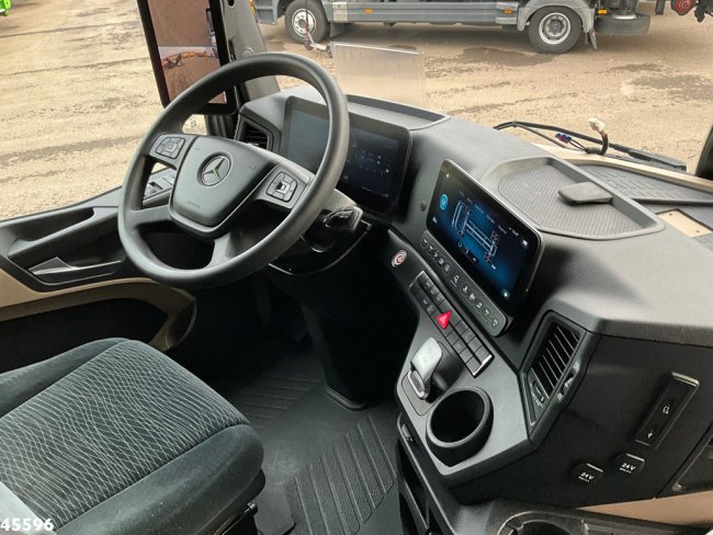 Mercedes-Benz  Actros 1842 Mega GigaSpace MirrorCam (8)
