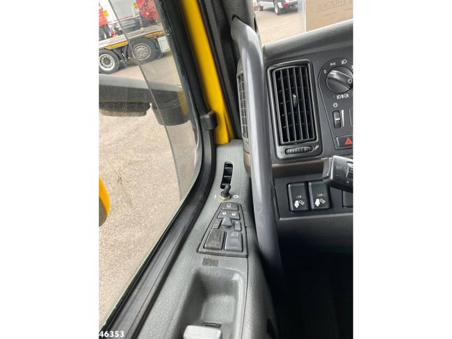 Volvo  FH 16.750 8x4 Heavy haulage 130 Ton (17)