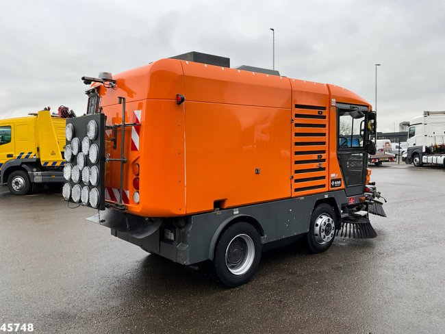 Ravo  580 with 3-rd brush (4)