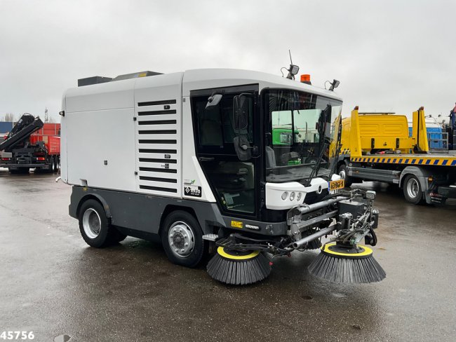 Ravo  580 with 3-rd brush (3)