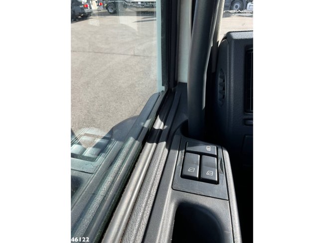Volvo  FE 280 Euro 6 Chassis Cabine Just 207.553 km! (12)