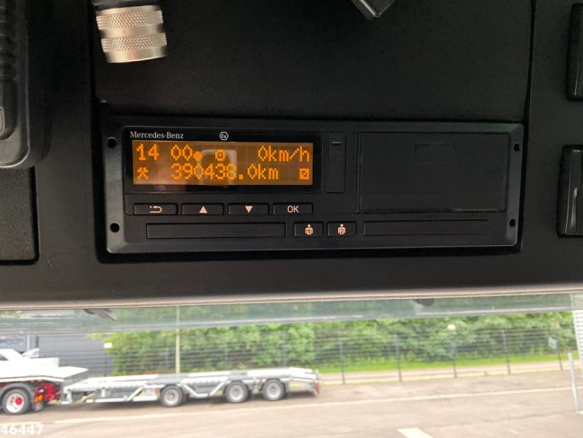 Mercedes-Benz  Arocs 3251 8x4 Euro 6 HIab 28 Tonmeter laadkraan (19)