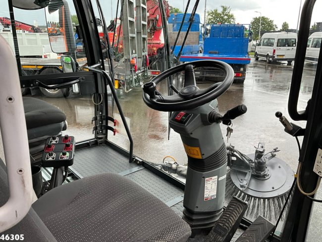 Schmidt  Cleango 500 Compact Euro 6 with 3-rd brush (8)