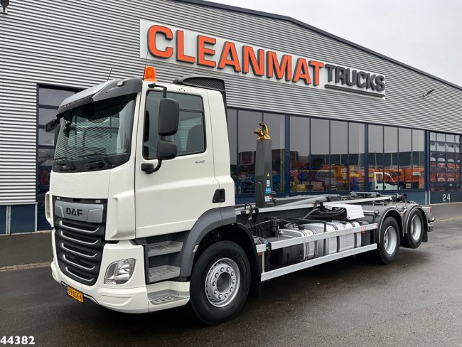 DAF  FAS CF 430 Euro 6 VDL 25 Ton haakarmsysteem (1)