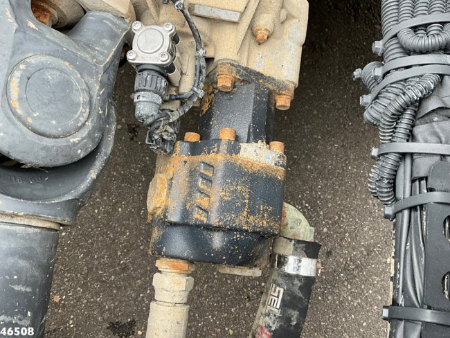 Mercedes-Benz  Actros 3348 6x4 Euro 6 Kiphydrauliek High Performance Engine Brake (9)