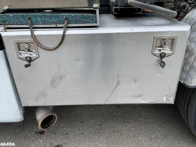 DAF  FAQ CF 400 8x2 Euro 6 HMF 26 Tonmeter laadkraan Just 190.212 km! (10)