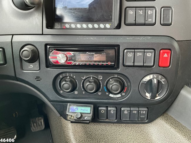 DAF  FAQ CF 400 8x2 Euro 6 HMF 26 Tonmeter laadkraan Just 190.212 km! (16)